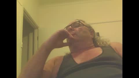 knobout online show from December 15, 9:35 am