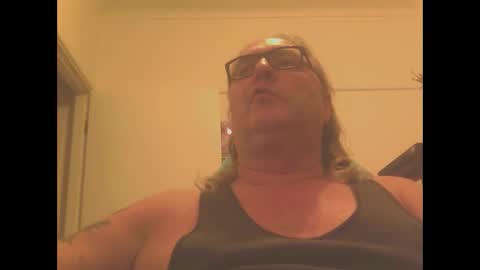 knobout online show from December 16, 8:41 am