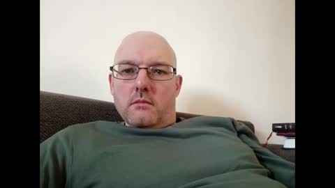 knobrich2 online show from April 19, 1:10 pm