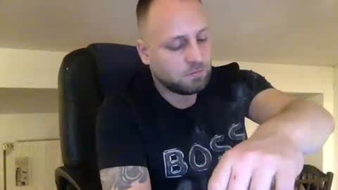 hugo online show from February 28, 3:16 am