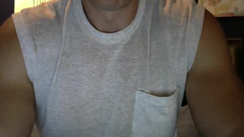 Snapshot of koolchillfun chatting on December 3, 11:57 pm koolchillfun online show from December 3, 11:57 pm