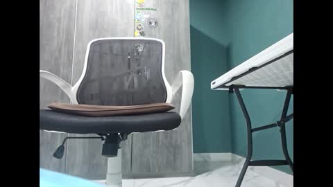 Snapshot of koto420 chatting on March 9, 3:55 am Koto Bombon online show from March 9, 3:55 am