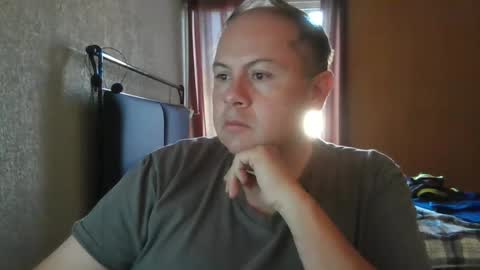 kp_101 online show from December 15, 11:31 pm