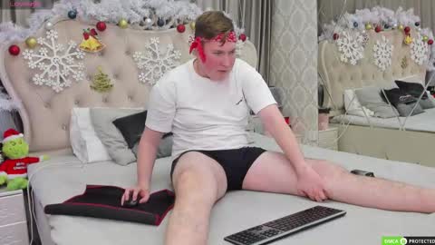 KristopherNeal online show from January 9, 6:24 pm