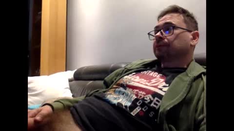 Snapshot of krzysztof1977 chatting on March 8, 11:49 pm krzysztof1977 online show from March 8, 11:49 pm