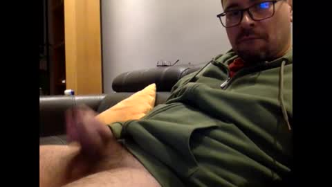 Snapshot of krzysztof1977 chatting on December 17, 10:32 pm krzysztof1977 online show from December 17, 10:32 pm