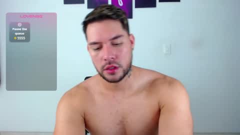 Snapshot of kyle_wilson_ chatting on October 14, 2:18 am Kyle Wilson Follow me online show from October 14, 2:18 am