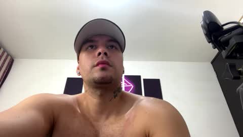 Kyle Wilson   Follow me online show from January 11, 9:24 am