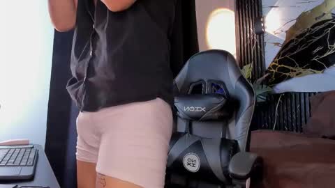 kylesmithx_ online show from December 13, 10:38 pm