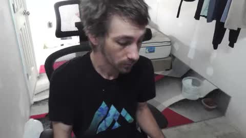 l1v1nth3dr3am online show from October 26, 5:59 pm