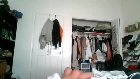 lacrioxcum18 online show from December 22, 8:14 pm