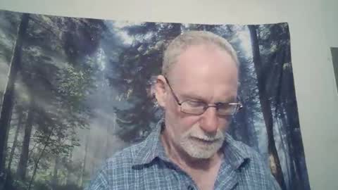 Larbie online show from January 10, 11:11 am