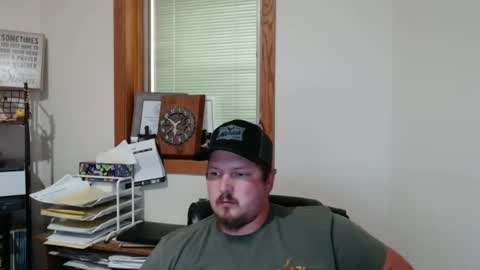 largeandlazy online show from May 27, 9:12 pm