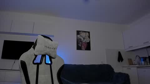 acie online show from January 25, 11:54 pm