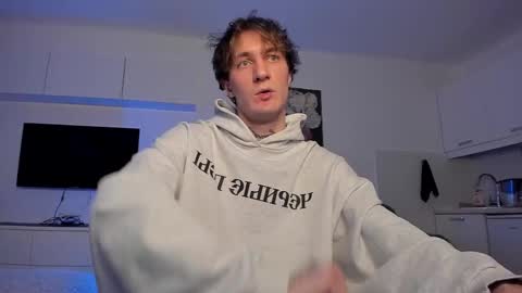 acie online show from February 11, 6:55 pm