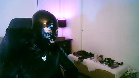 latexminheadroom online show from October 15, 2:19 am