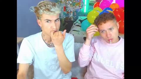 SANTI  AND JORDAN online show from November 15, 12:01 am