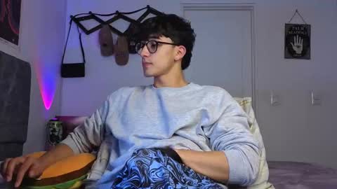 Logan online show from January 9, 3:34 am