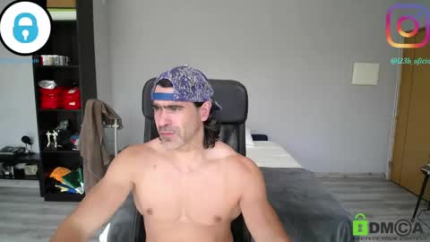 sam online show from April 17, 1:58 pm