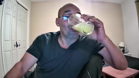 latinoinfla online show from November 14, 2:15 am