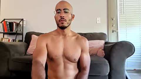 latinomixedbbc online show from November 6, 6:00 pm