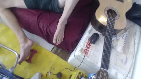 Laye19 online show from February 19, 6:54 pm