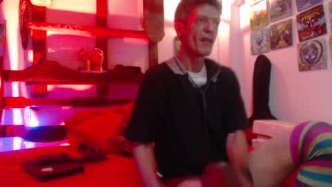 Laye19 online show from February 12, 2:45 am