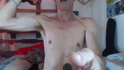 Laye19 online show from February 14, 6:19 pm