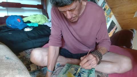 Laye19 online show from December 21, 6:23 pm