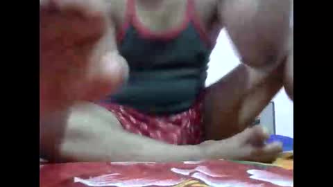 le0liliac online show from January 18, 6:43 pm