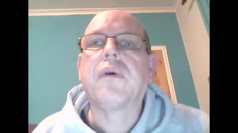 leatherpants68 online show from October 28, 5:04 pm