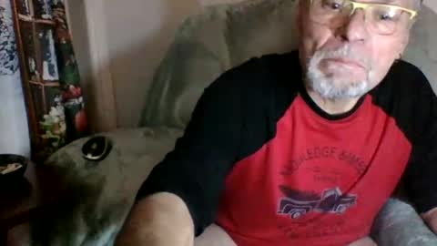 lesbranleur71 online show from January 1, 8:02 am