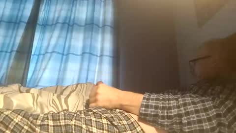 Snapshot of lechertachatte4444 chatting on October 21, 7:00 am lechertachatte4444 online show from October 21, 7:00 am