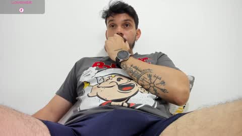 Alejandro online show from December 4, 2:42 am