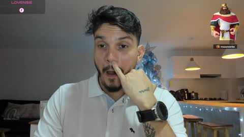 Alejandro online show from December 11, 2:00 am