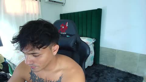  Lei  online show from March 31, 9:38 pm