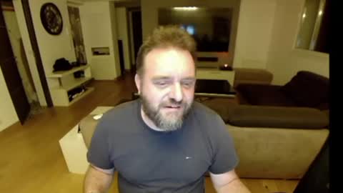 Snapshot of lemouth006 chatting on December 11, 1:07 am Ange online show from December 11, 1:07 am