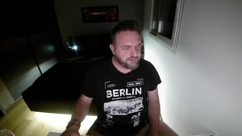 Snapshot of lemouth006 chatting on December 24, 2:10 am Ange online show from December 24, 2:10 am