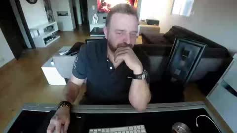 Snapshot of lemouth006 chatting on December 26, 3:31 pm Ange online show from December 26, 3:31 pm