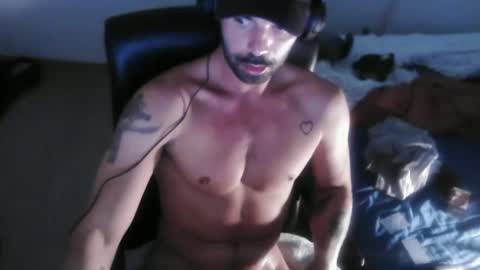 Snapshot of leo1991lol chatting on October 3, 3:39 pm leo1991lol online show from October 3, 3:39 pm