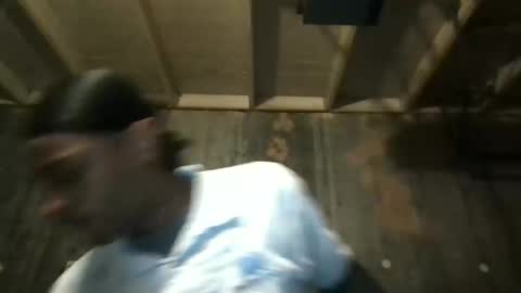 leo199984 online show from December 3, 3:45 am