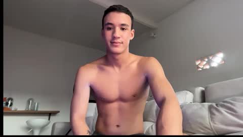 leo online show from February 24, 5:03 pm