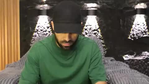 Leo  Diaz online show from March 17, 1:53 am