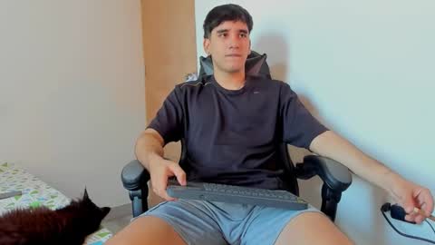 Leo Jones online show from January 14, 3:04 pm