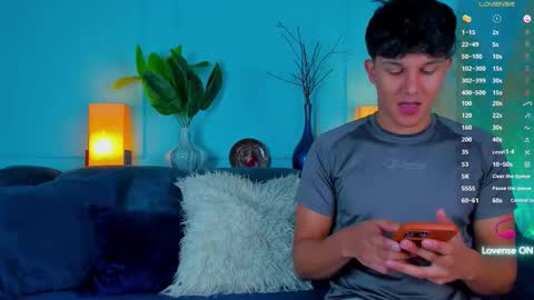 Leo online show from March 3, 4:09 am