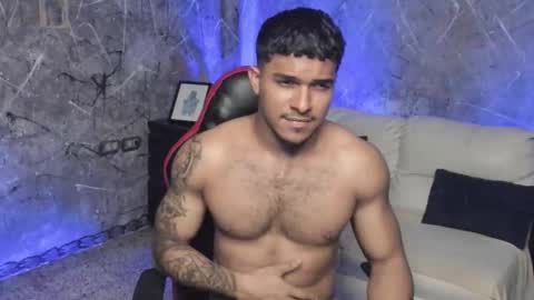 Leo independent model online show from October 2, 3:43 am