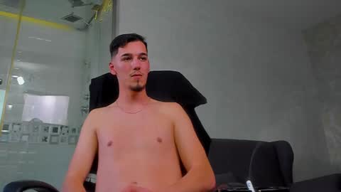 LeoIsaiah online show from December 12, 8:57 am