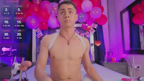 leomonnroe online show from February 17, 8:08 pm