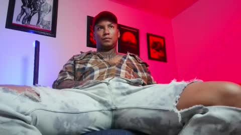 Lenardo jaramillo online show from October 16, 10:34 am