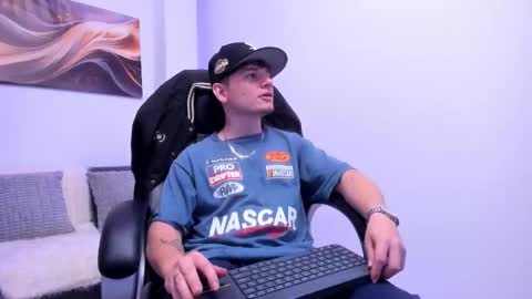 Leo  online show from November 14, 4:15 am